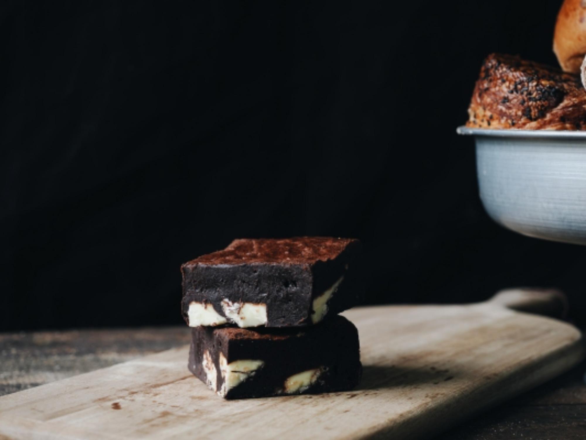 Beyaz Çikolatalı Brownie / Dilim